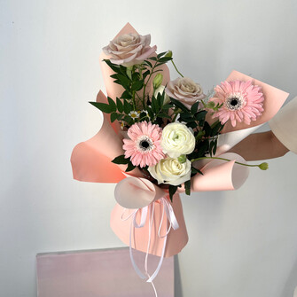 Korean style earth tone blooms 